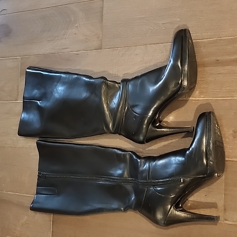 Nine West Black Boots